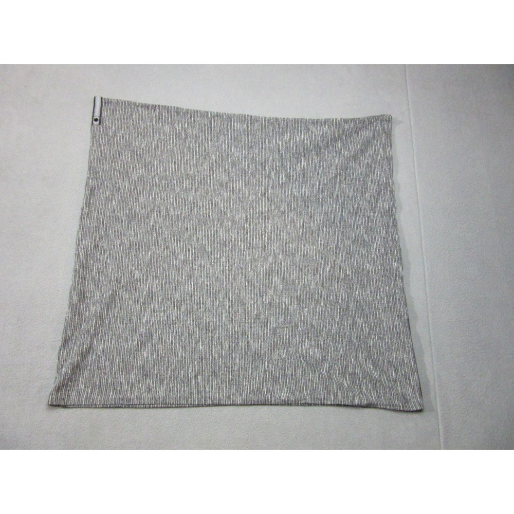 Lululemon Scarf Gray White Heather Knit Vinyasa Wrap Snap Button Outdoor 27x58